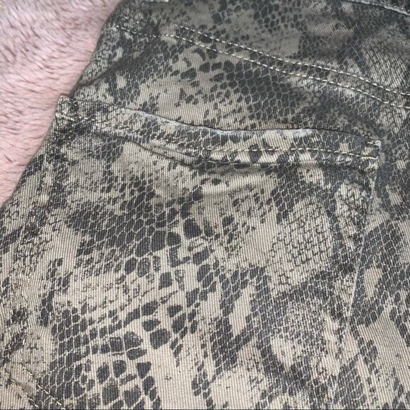 Zara Snake Print Tan & Brown High-Rise Skinny Jeans Size: 4 - Picture 10 of 11